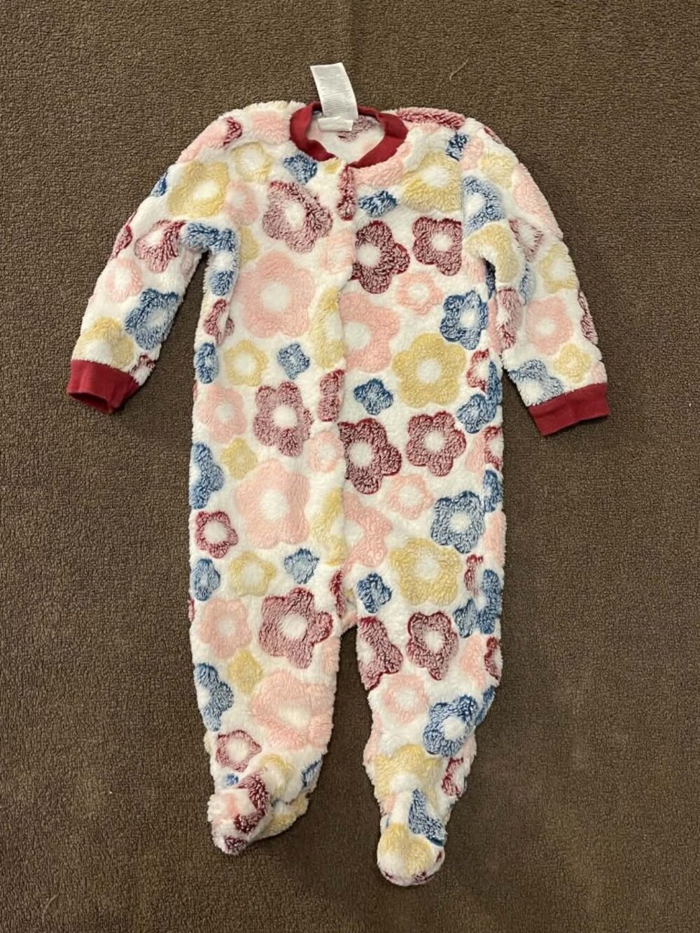7 pieces 0 to 3 month and 3 to 6 month girl clothes and sleeper sacks
